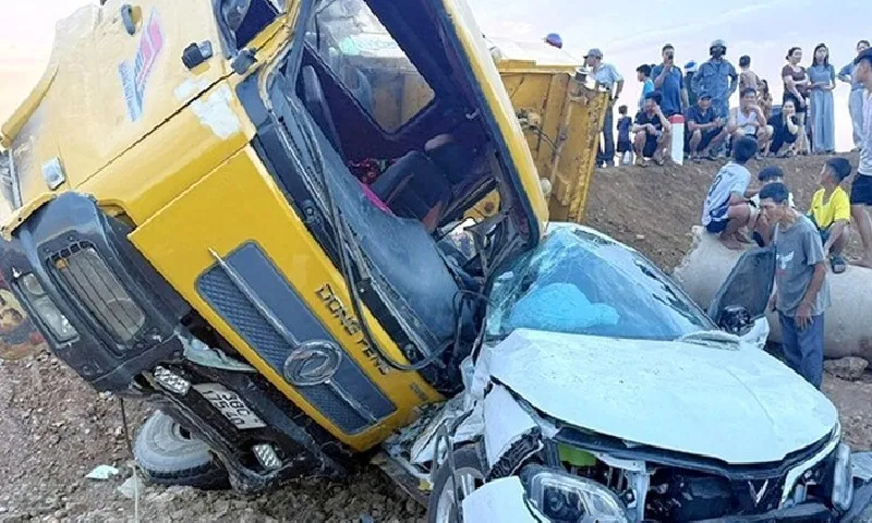 Hà Tĩnh: Khởi tố tài xế gây tai nạn khiến 5 người bị thương