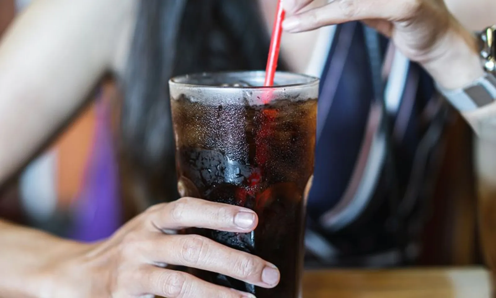 Nước ngọt ăn kiêng tăng nguy cơ bệnh gan lên 60%