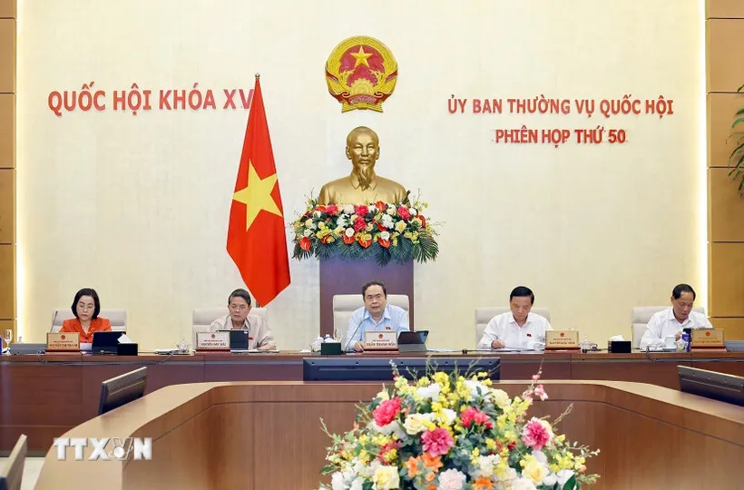 ubtv-quoc-hoi-cho-y-kien-ve-mot-so-du-an-luat-8325150-1