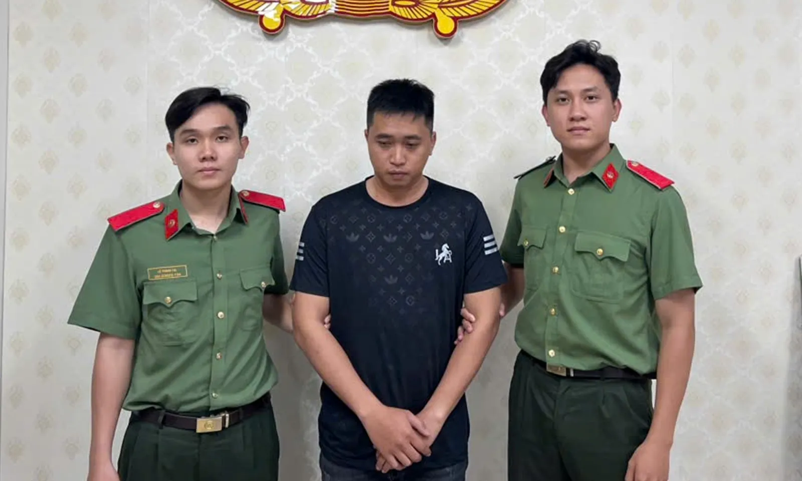 Bắt tạm giam đối tượng thuê xe ô tô tự lái rồi mang đi cầm cố