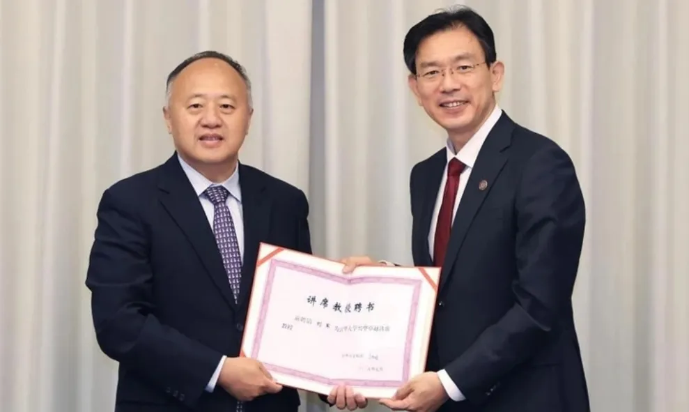 Làn sóng trí thức Trung Quốc hồi hương khiến Mỹ lo ngại