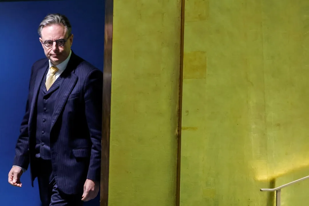 NADOMQMKTFP3BEXDAHKWWG2NYQ