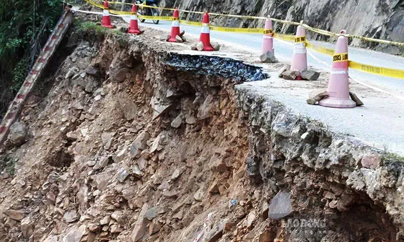 Đường Tỉnh lộ 174 Nghĩa Lộ - Trạm Tấu tiềm ẩn nhiều nguy cơ mất an toàn giao thông