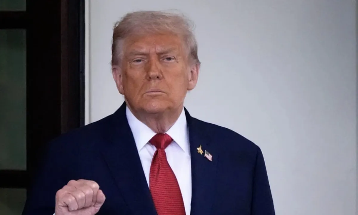 Ông Trump hé lộ cuộc gọi “tôn vinh” từ nữ chủ nhân Nobel Hòa bình 2025