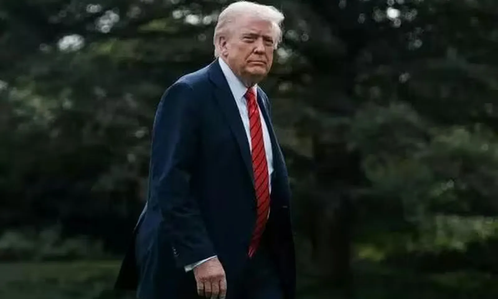 Tổng thống Trump cam kết trả lương cho quân đội giữa bế tắc đóng cửa chính phủ