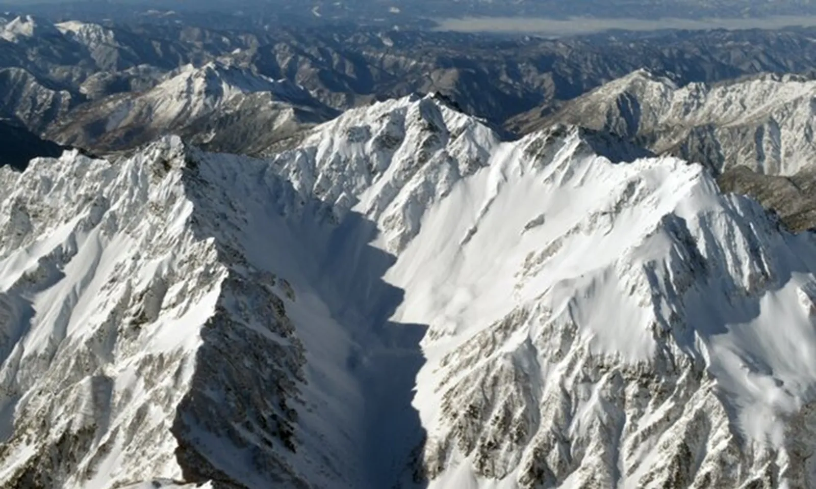 Giải cứu 2 nhà leo núi ở dãy Alps phía Bắc Nhật Bản, 1 người tử vong