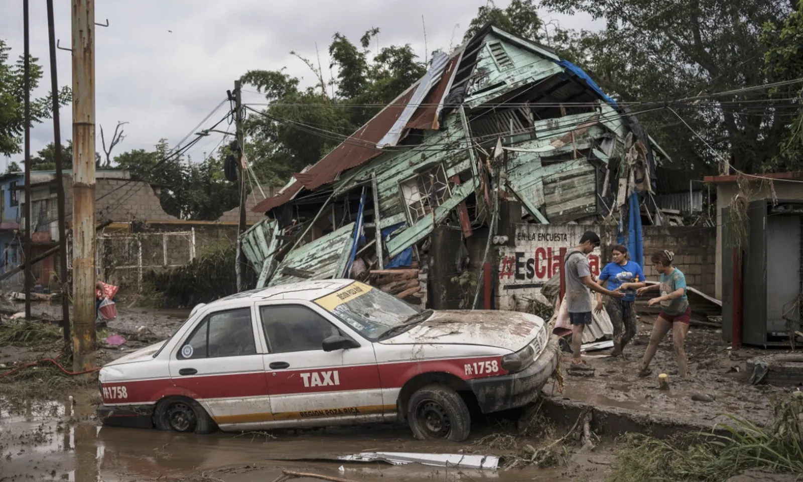 Ít nhất 44 người thiệt mạng do mưa lớn ở Mexico