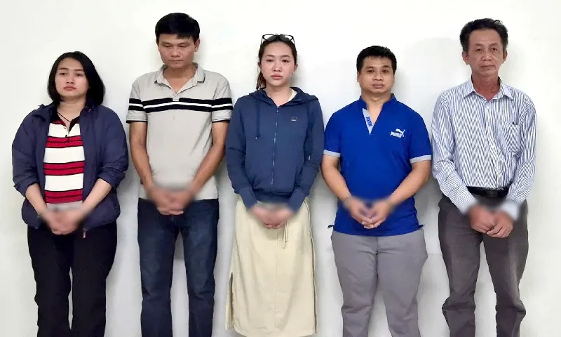 Bắt tạm giam bác sĩ và điều dưỡng vụ bệnh nhân tử vong tại Bệnh viện Răng Hàm Mặt Thẩm mỹ Paris