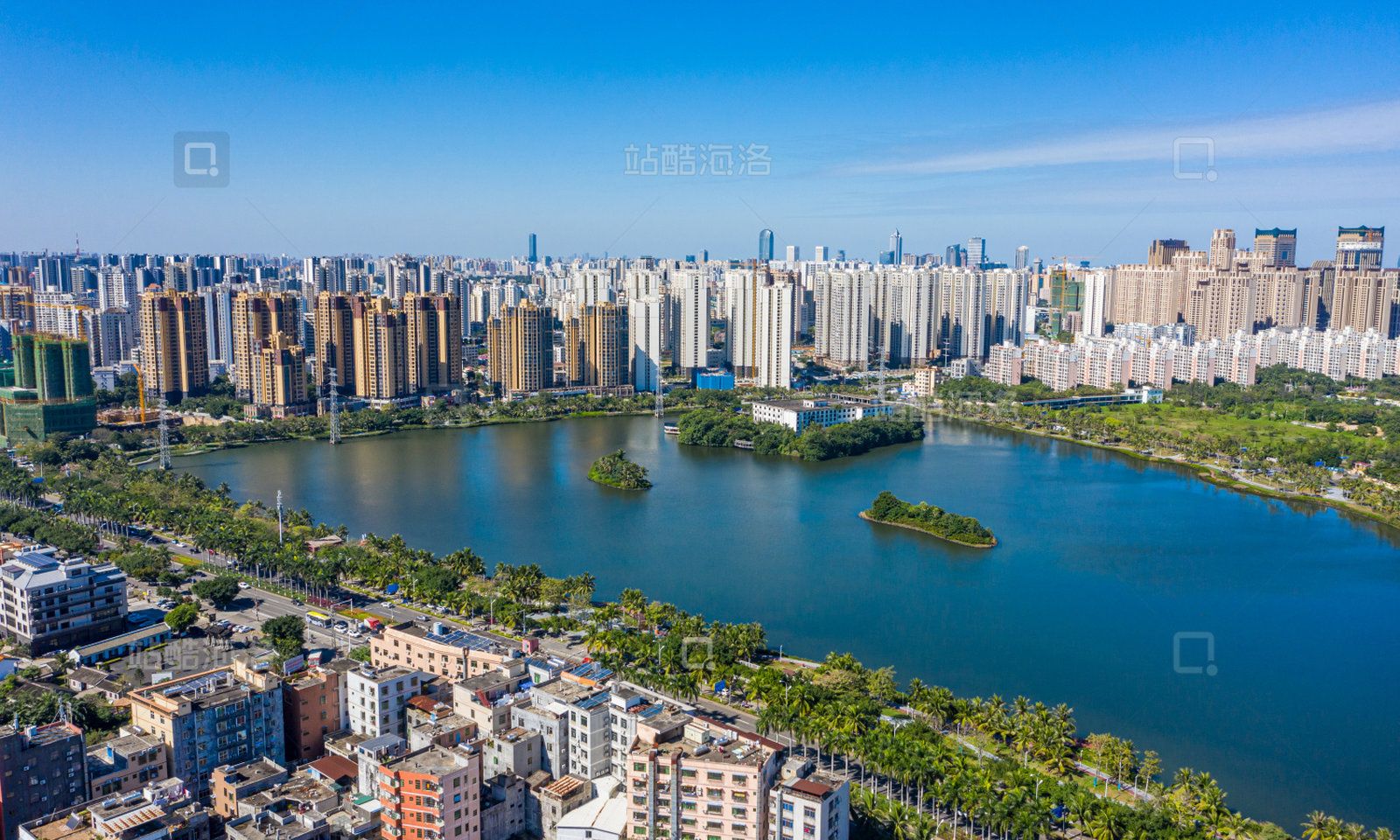 Từ chối 442 tỷ đồng, chủ khách sạn 5 sao bỏ hoang giữa hồ trắng tay