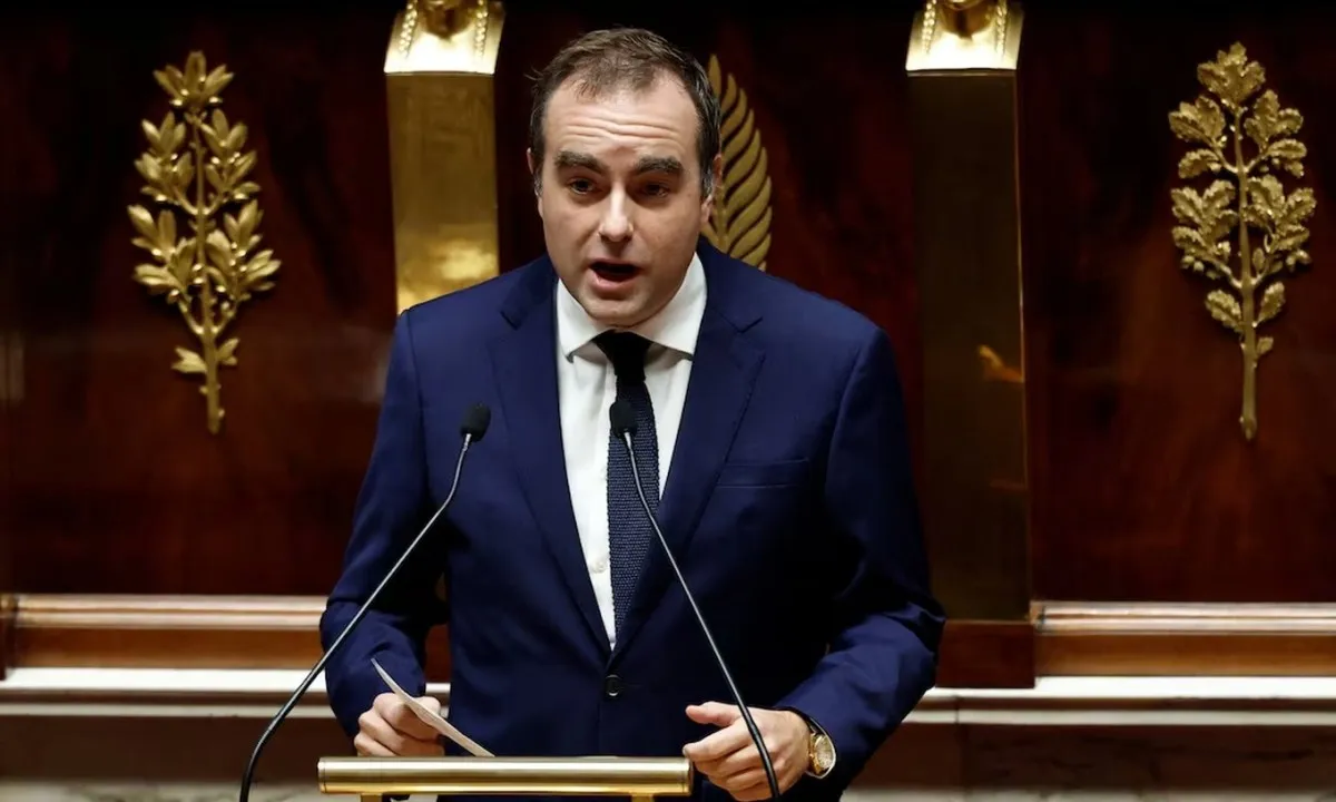 Thủ tướng Pháp “thoát hiểm” hai lần trong một ngày