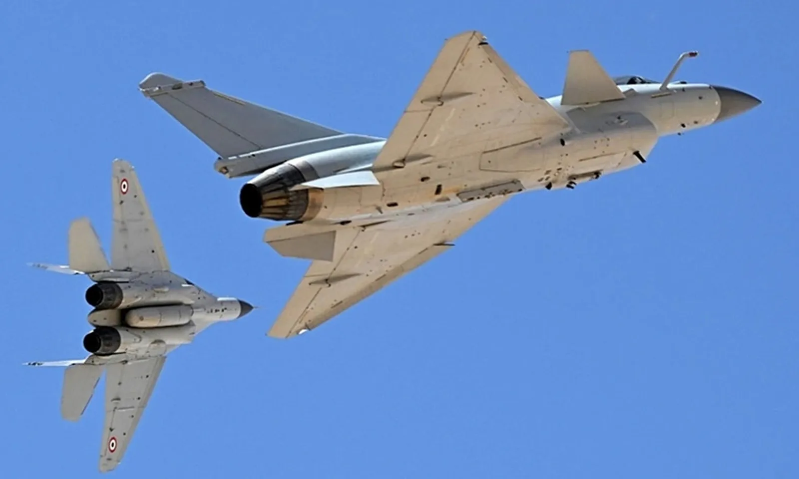 Indonesia mua 42 tiêm kích J-10C của Trung Quốc