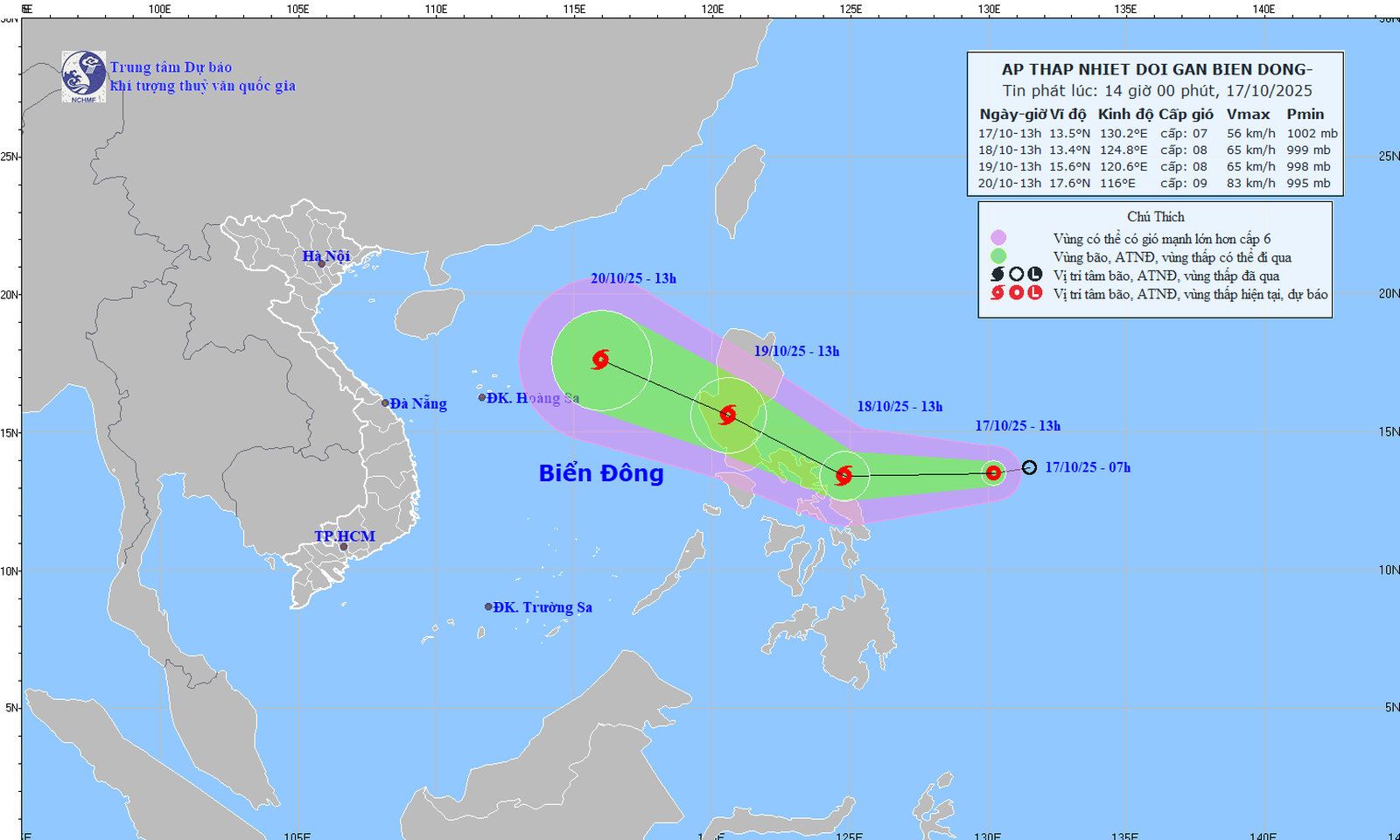 Áp thấp nhiệt đới gần Biển Đông có thể mạnh lên thành bão trong 48 giờ tới