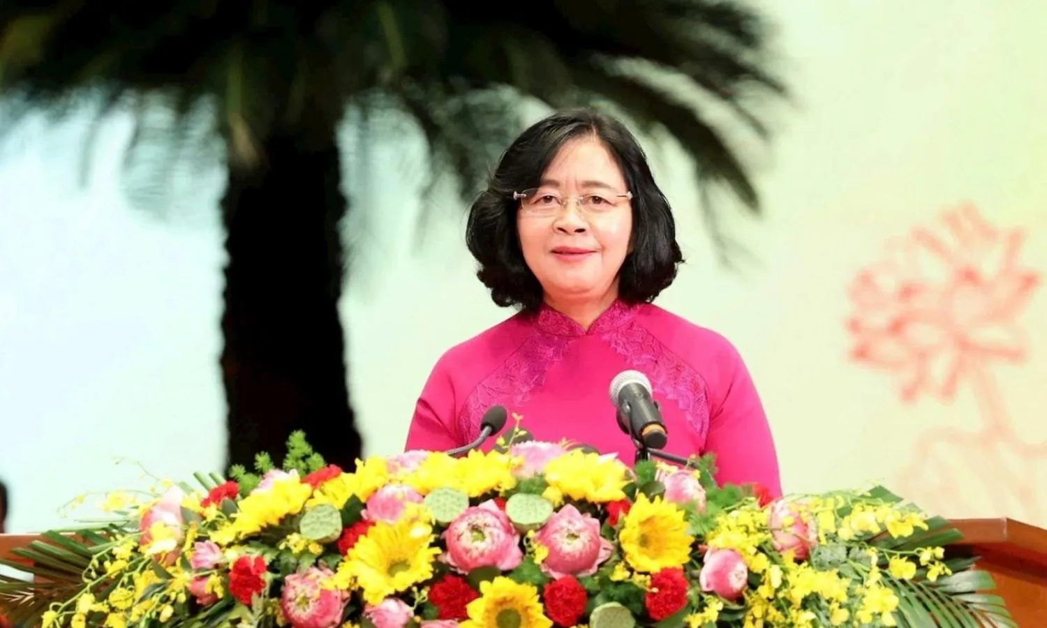 Bà Bùi Thị Minh Hoài tiếp tục giữ chức Bí thư Thành ủy Hà Nội