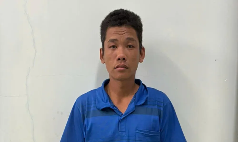 Bé trai 7 tuổi bị cha ruột bạo hành dã man