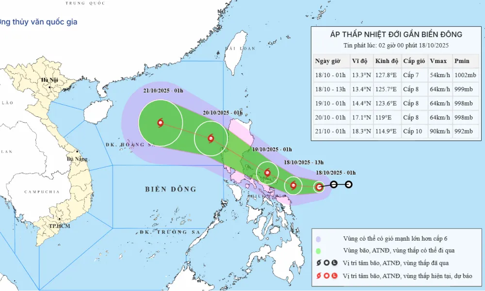 Áp thấp nhiệt đới gần Biển Đông có khả năng mạnh lên thành bão