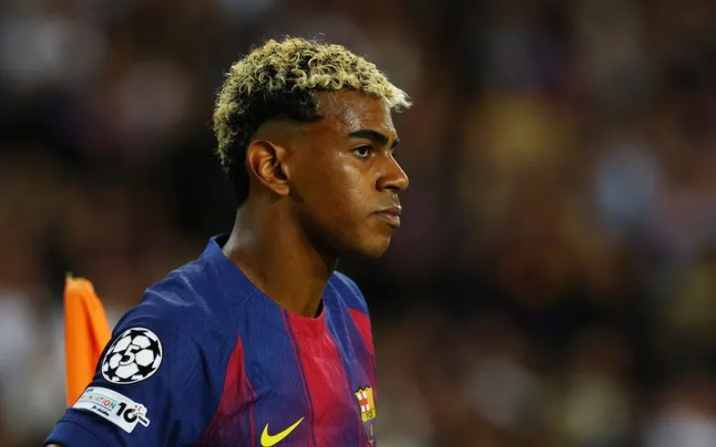 Yamal vướng tin đồn đang được các sếp ở Barca che chở