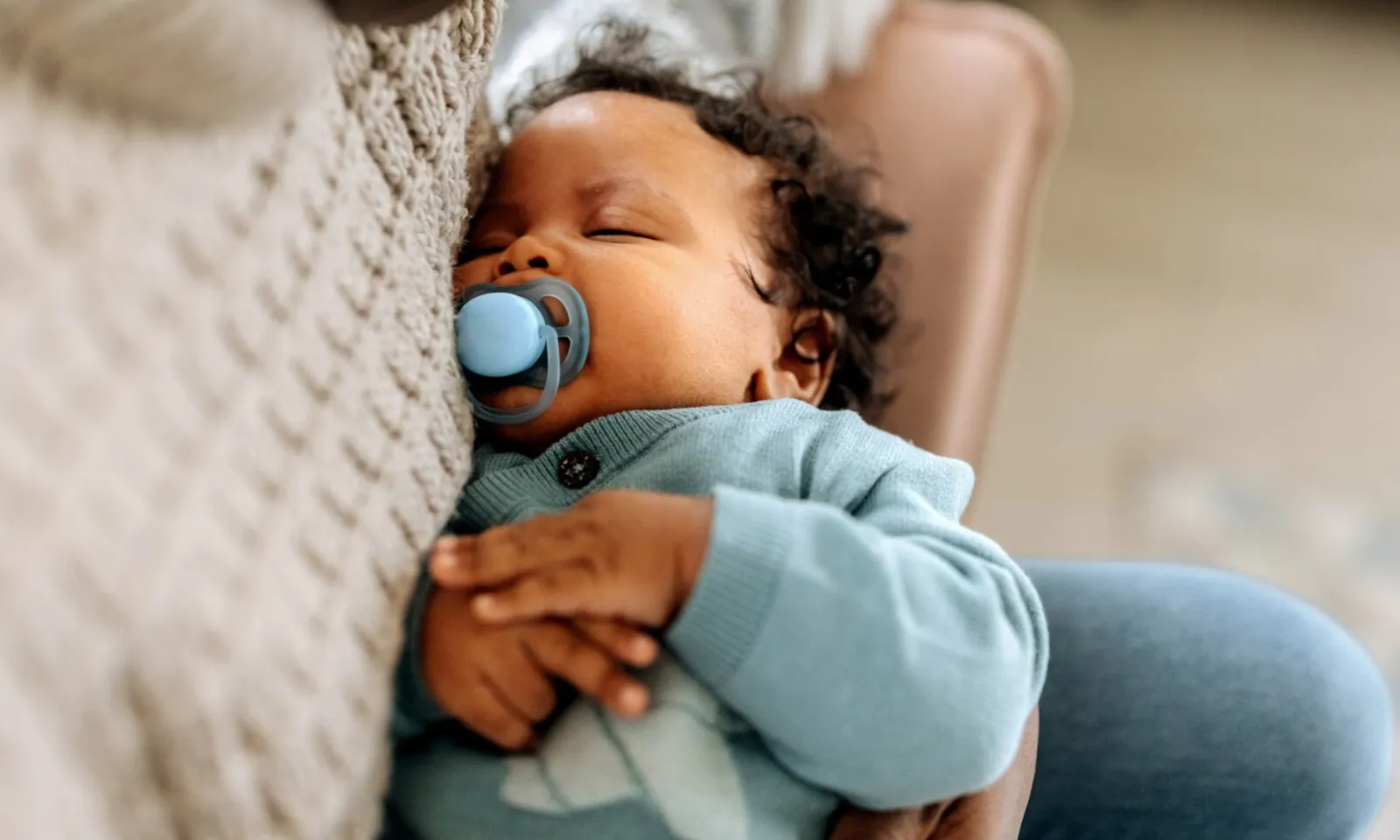 Tìm thấy hóa chất gây ung thư, béo phì trong núm vú giả của các thương hiệu lớn