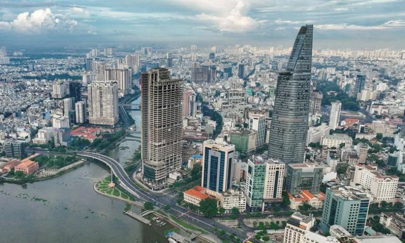 TPHCM đề xuất tăng biên chế lên hơn 174.000 người