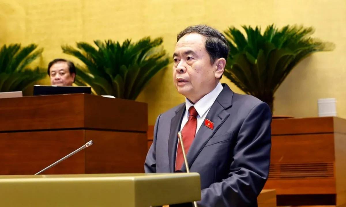 2010-khai-mac-quoc-hoi-4