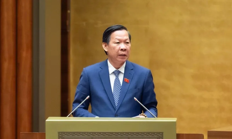 Kiên định ổn định kinh tế vĩ mô và điều hành linh hoạt chính sách tài khóa, tiền tệ