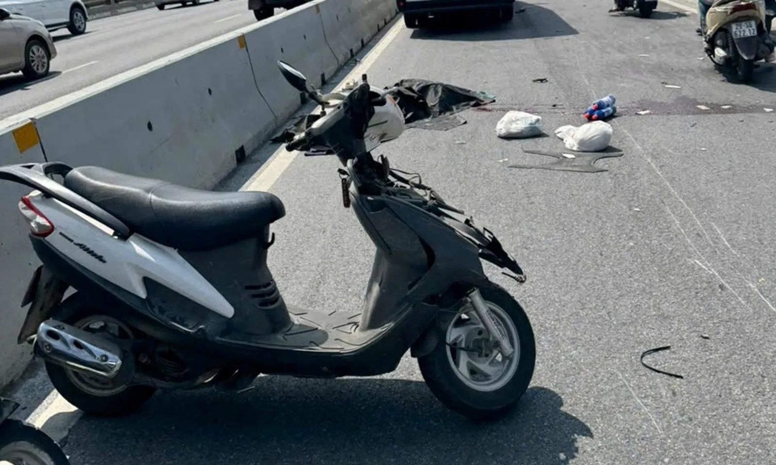 Thông tin shipper nhảy cầu Vĩnh Tuy sau khi gây tai nạn làm 1 người tử vong là không chính xác