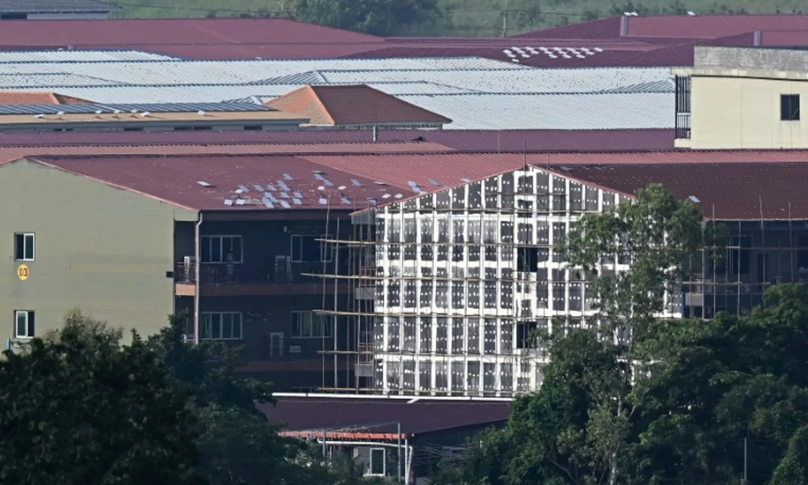 Myanmar thu giữ loạt thiết bị Internet vệ tinh của Starlink tại trung tâm lừa đảo