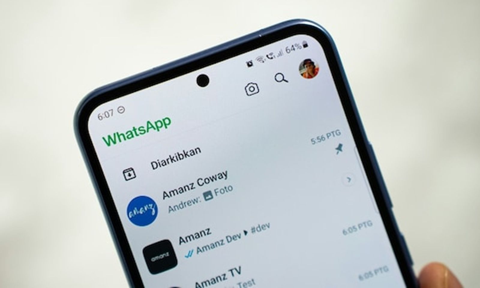 WhatsApp cấm cửa chatbot AI đa năng từ 2026