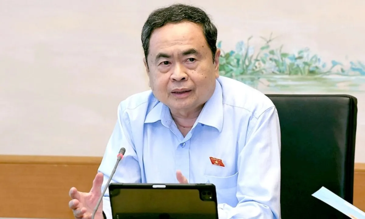 Chủ tịch Quốc hội: Địa phương phải quyết liệt để người ít nhưng việc vẫn phải chạy