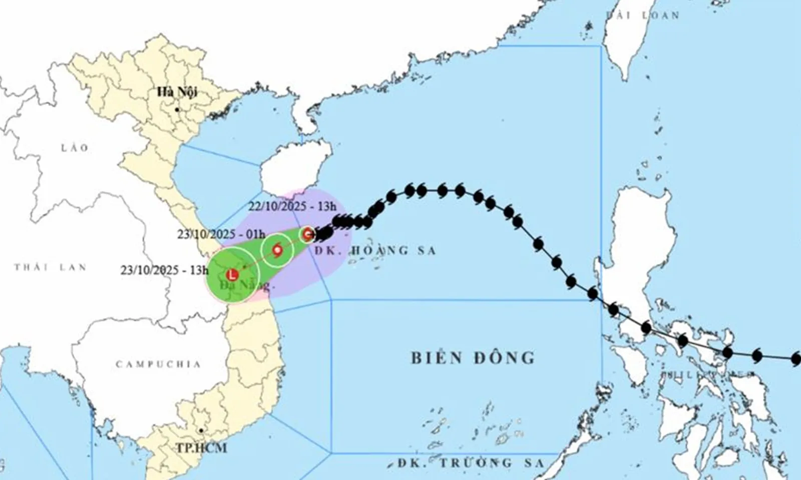 Sáng và trưa mai (23/10), bão số 12 đổ bộ vào TP Huế - Đà Nẵng