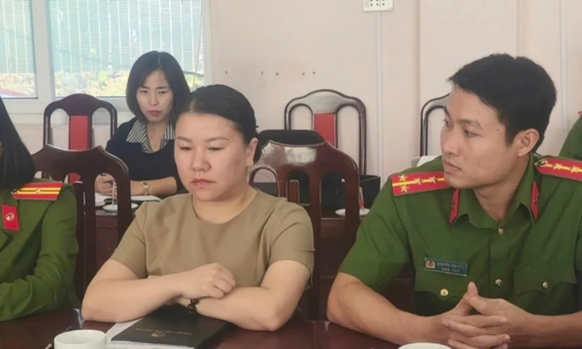 bat-2-1761117667701869264530