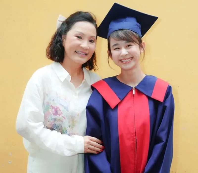 cuc-vang-cua-ngoai (2)