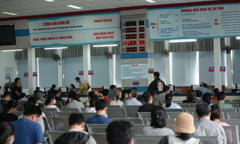 Vé tàu Tết Bính Ngọ bán chậm hơn mọi năm