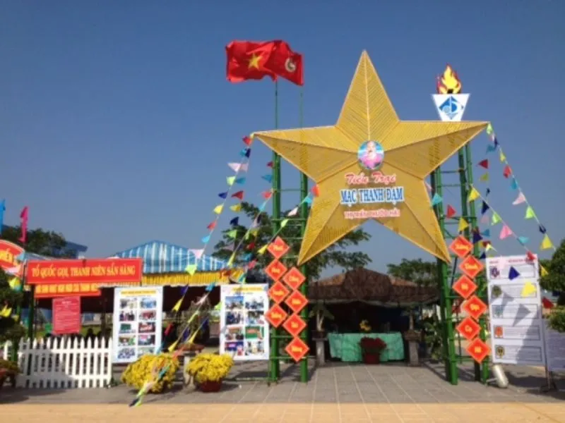 voh-trang-tri-cong-trai-20-11-17