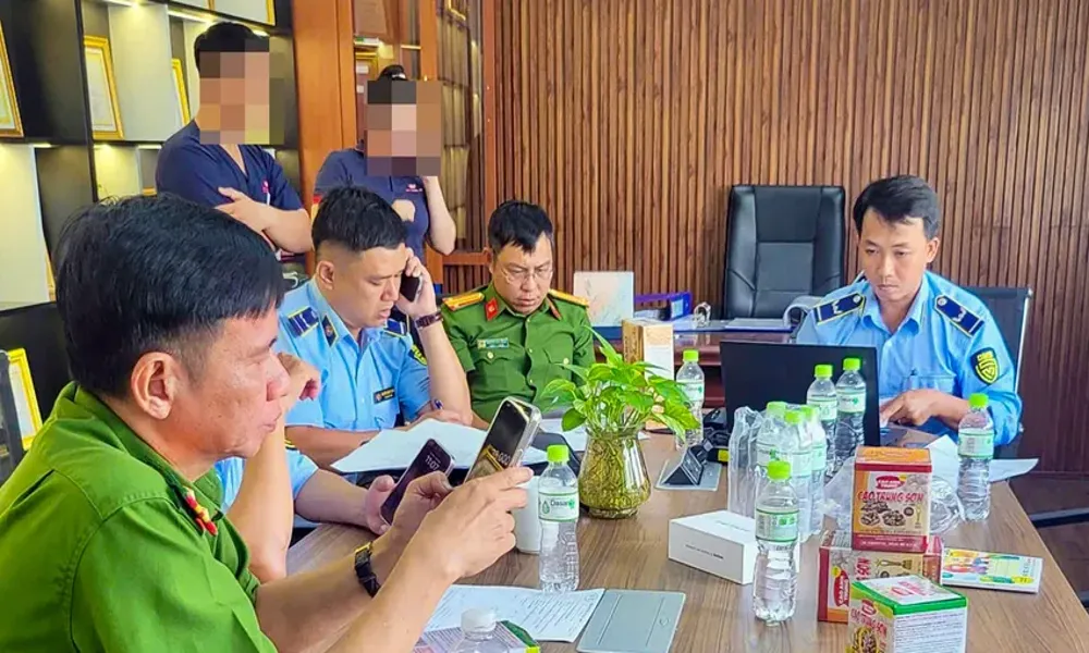 Phát hiện doanh nghiệp sản xuất thực phẩm giả trị giá gần 14 tỉ đồng 