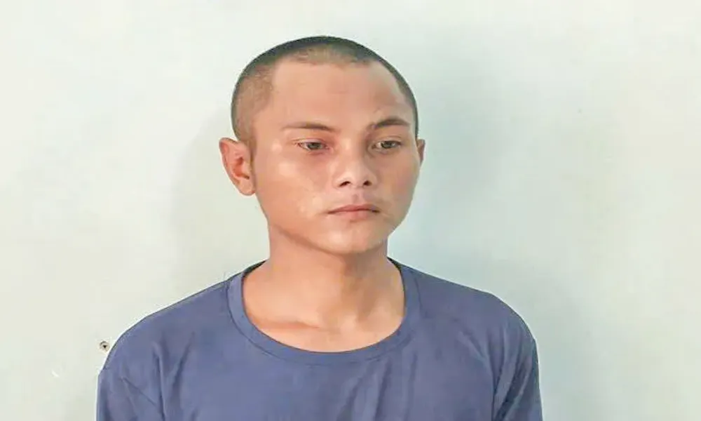 Ném chai bia vào bạn nhậu, thanh niên đối mặt 7 năm tù