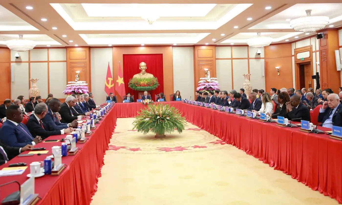 Tổng Bí thư: Đưa không gian mạng trở thành không gian của luật pháp