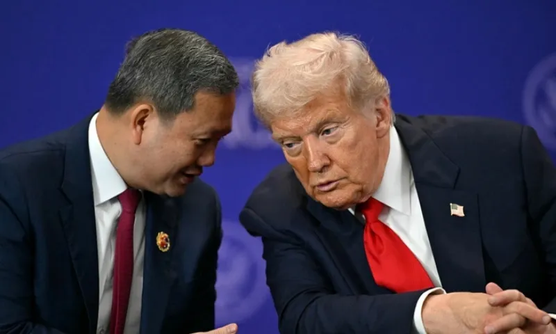 Mỹ bỏ cấm vận vũ khí với Campuchia