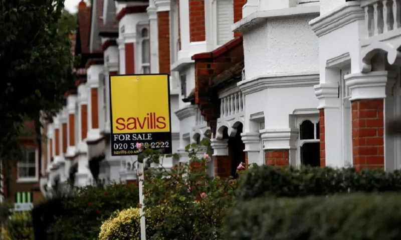 Giá thuê nhà ở Anh tăng “sốc”, người dân phải chi gần nửa lương mỗi tháng
