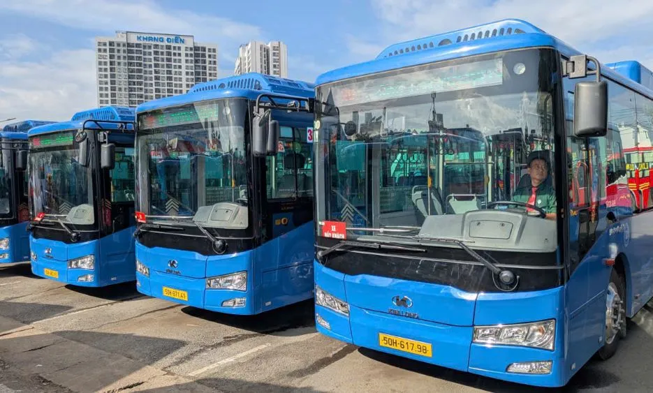 TPHCM đề xuất lộ trình chuyển đổi 100% xe buýt sang điện và năng lượng xanh vào năm 2030