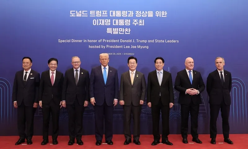 Chủ tịch nước Lương Cường dự tiệc chiêu đãi lãnh đạo APEC tại cố đô Gyeongju