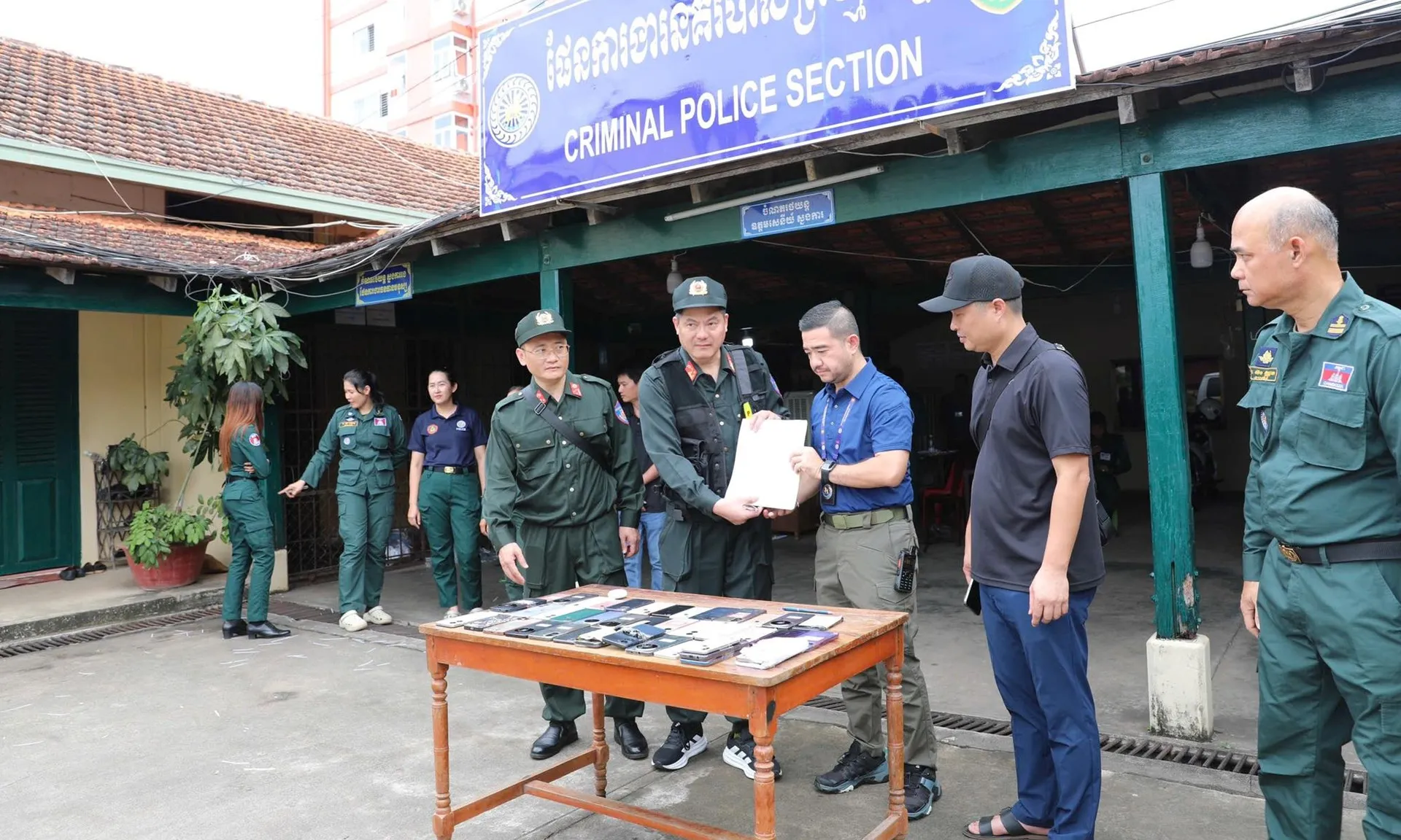 lua-dao-cam-291025-1