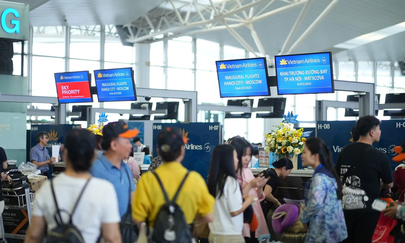 Vietnam Airlines thu phí hành lý xách tay quá cước tại cửa ra máy bay từ ngày 3/11