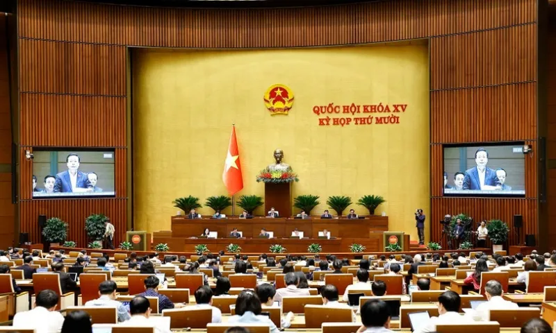 Quốc hội thảo luận tình hình thực hiện và dự toán ngân sách nhà nước