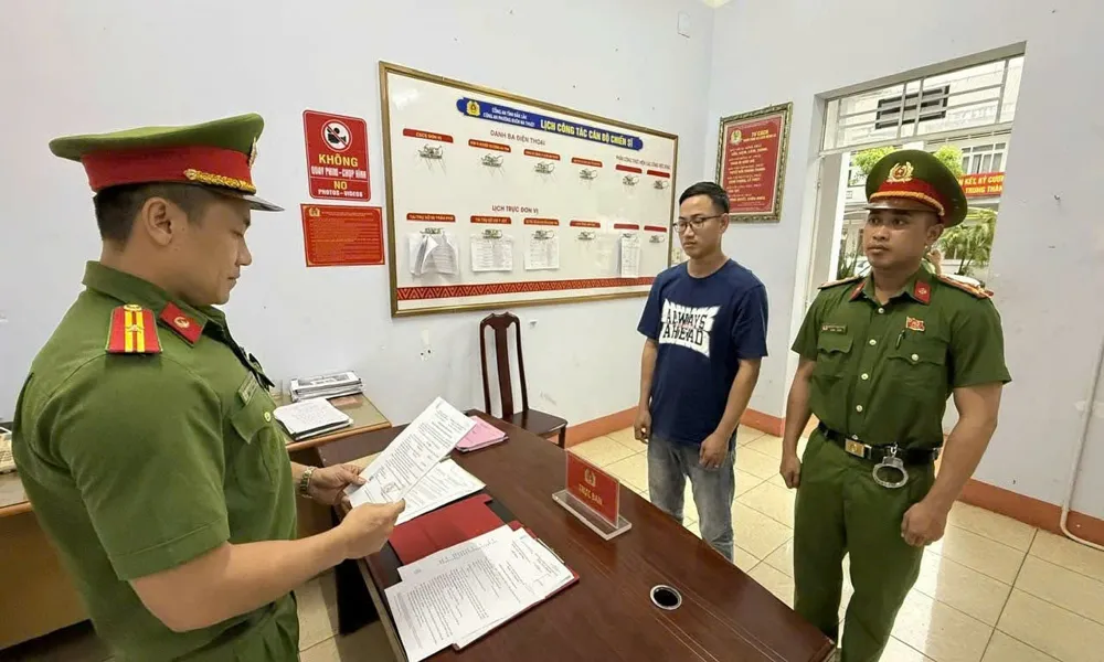 Phó phòng ngân hàng Đắk Lắk vay 4,8 tỷ “đáo hạn cho khách” rồi bỏ trốn