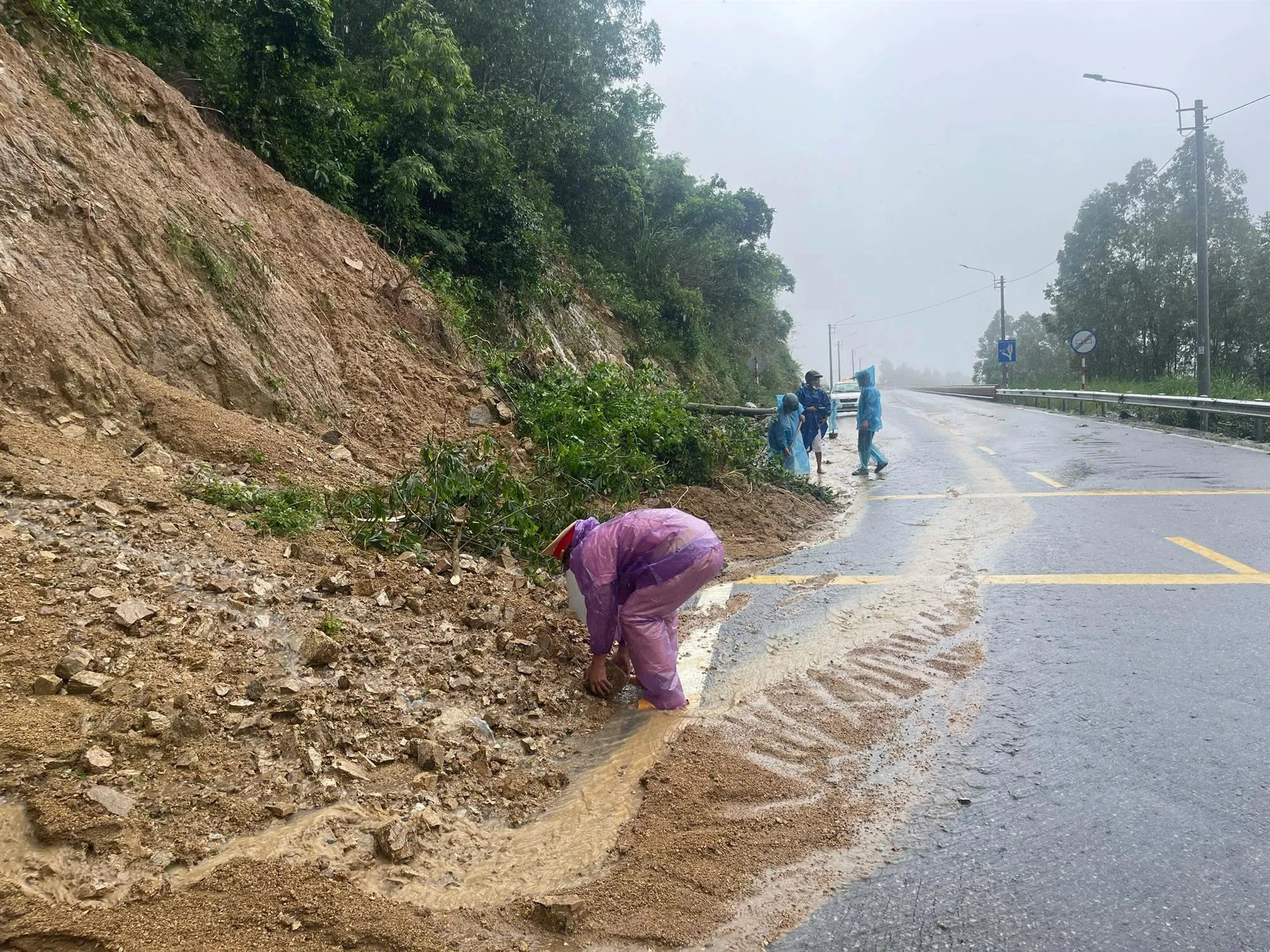 z7174022777676f2e58ae703a437f99c98b2ead08bdd78-1761896769869399774437