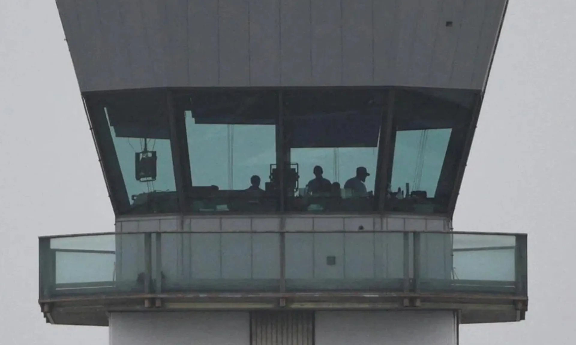 kiem-soat-khong-luu-011125