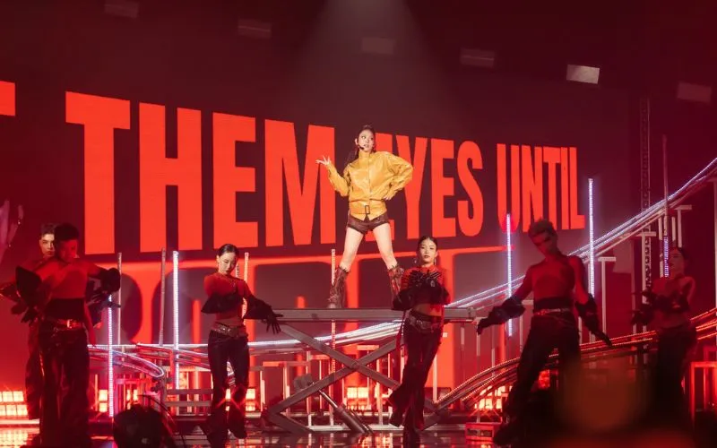 mai-phuong-Album A Beautiful Mess