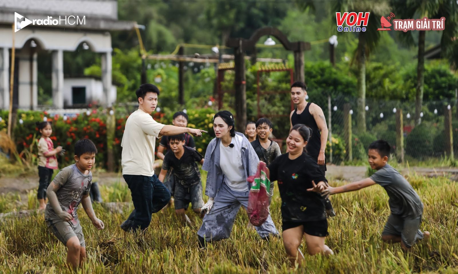 Tập 3 Hàng Xóm Mới kết thúc mở ra tập 4 tạo drama