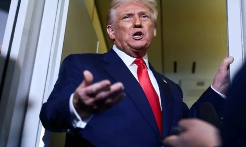 Tổng thống Mỹ Donald Trump bác tin đang cân nhắc không kích Venezuela