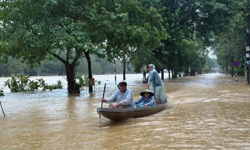 Cảnh báo nguy cơ lũ quét, sạt lở đất tại Huế